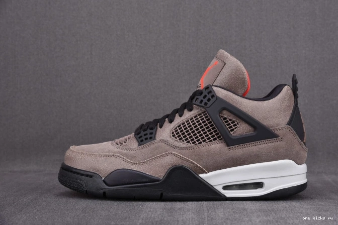 Onekick Retro DB0732-200 "Taupe Jordan 4 Haze" Air 0703